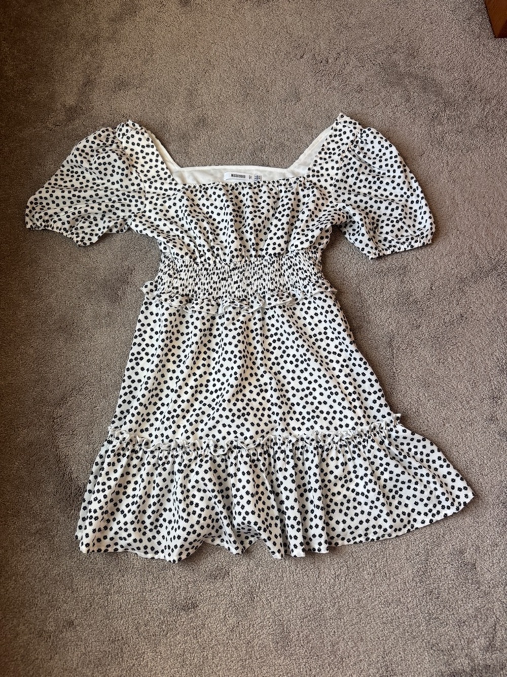 Missguided White Black Floral Mini Dress SIZE 8 Puff Sleeve Square Neck